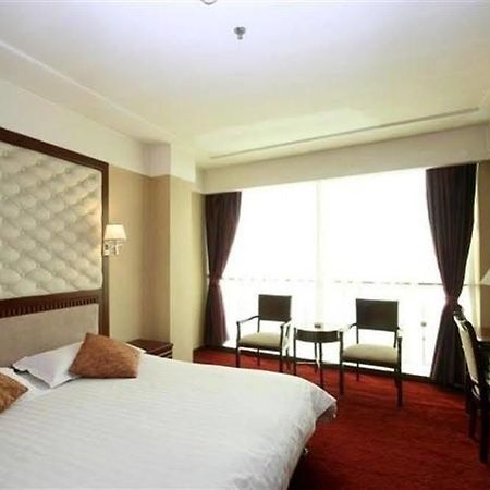 Qingpu Family Hotel Shanghai Exteriör bild
